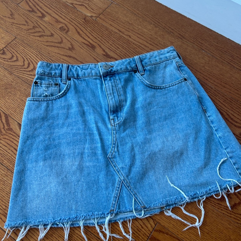 Denim Frayed Hem Skirt